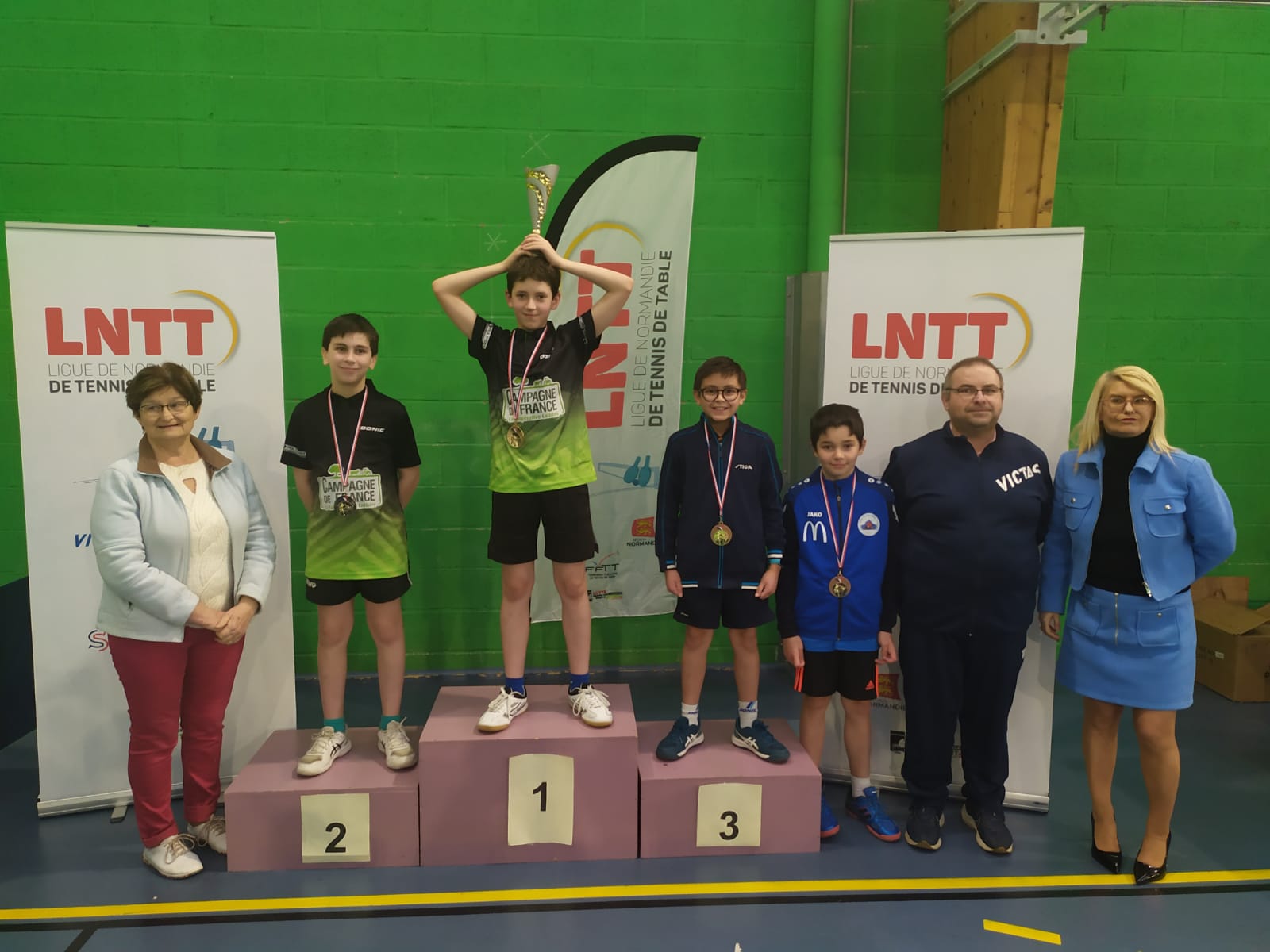 Podium benjamins